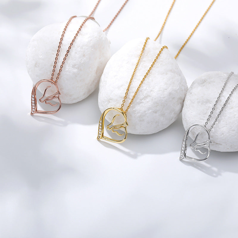 Heart pendant necklace