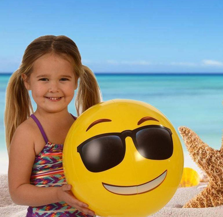 Emoji Beach Balls 6 Pack - Inflatable Pool & Beach Balls