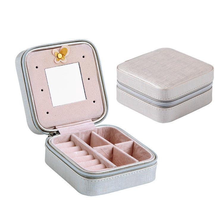 Travel jewellery box